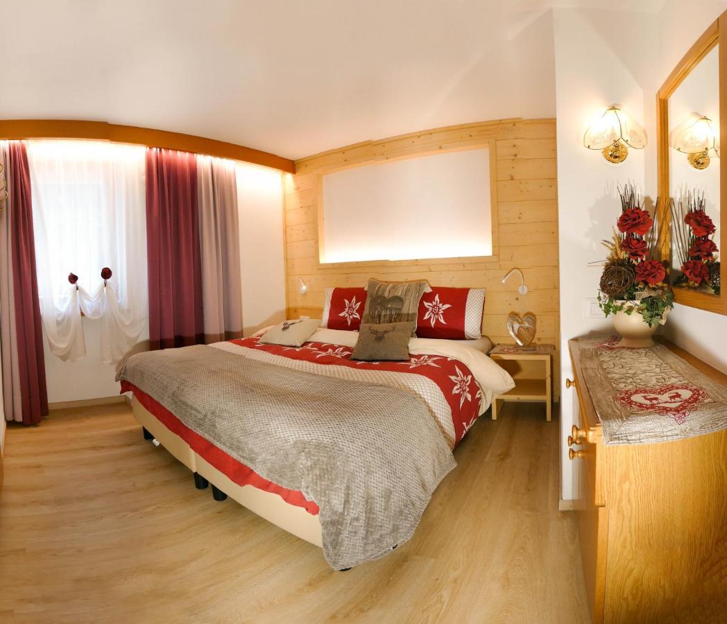 Villa Artic Apartments Кампітелло-ді-Фасса Екстер'єр фото