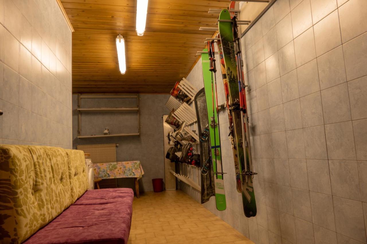 Villa Artic Apartments Кампітелло-ді-Фасса Екстер'єр фото